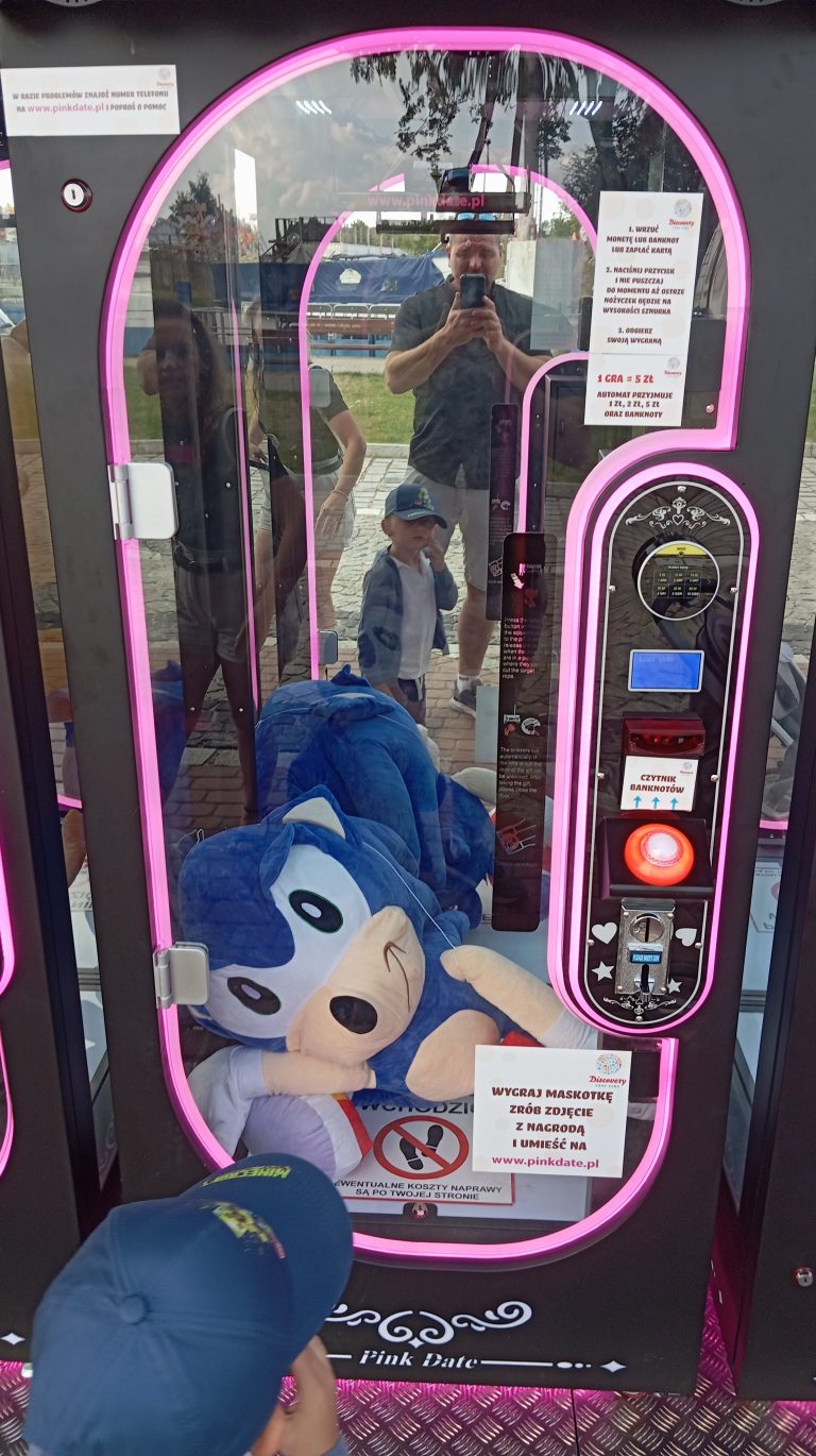 1000057044