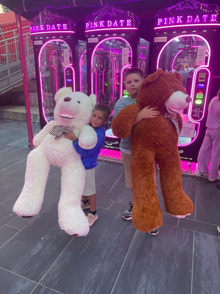 28365ddd-e93d-4b73-b879-6309a34f0cba 2