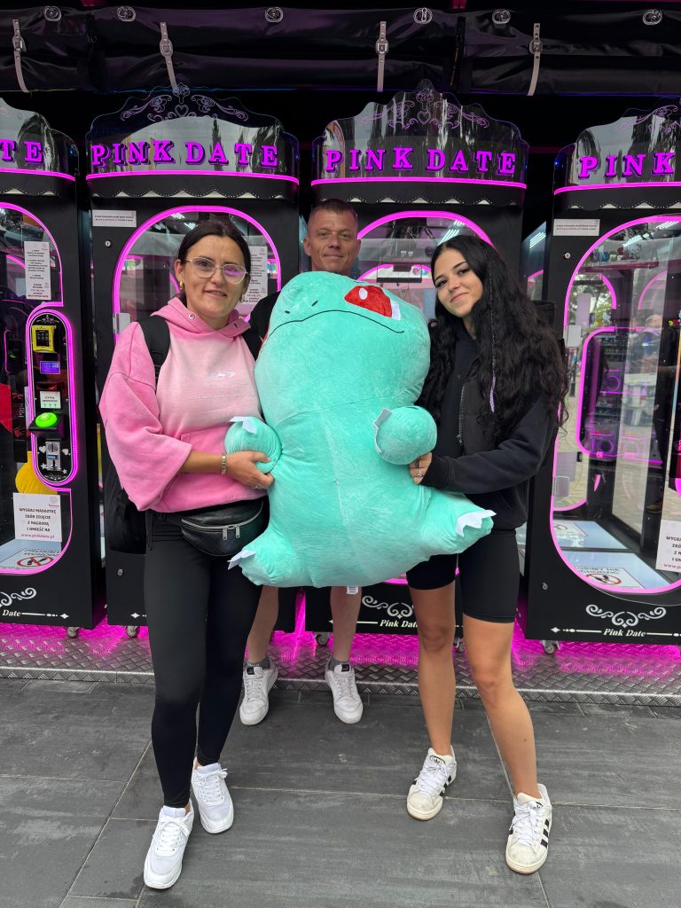 d2e7b689-fb21-4cef-9ee2-d7b1f48092c6 2