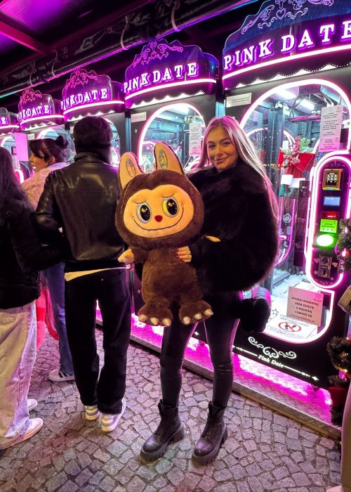 06ed0f3a-96f3-46c1-b85c-880a15d7b558