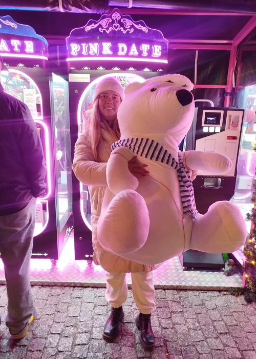 824d63b4-ac81-4238-867e-cef6946edaa3 3