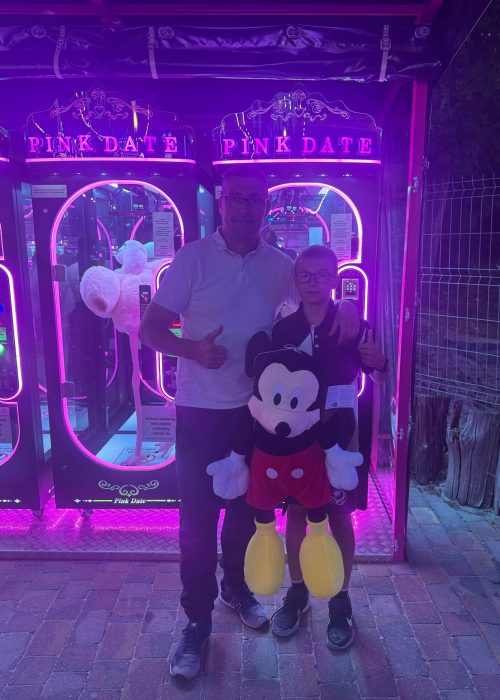 8e77b4b3-a5f5-42f1-b419-69115fc2529d