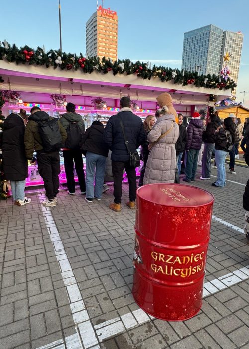 9216e515-9f75-4654-a75c-063776c7a0dd