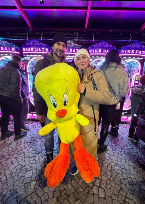 cdeffbce-70c1-40a9-b4e2-2d048aed0049 3