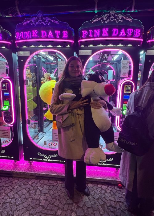 d66ce7ef-e762-4c52-a2ad-21acf8e20af5