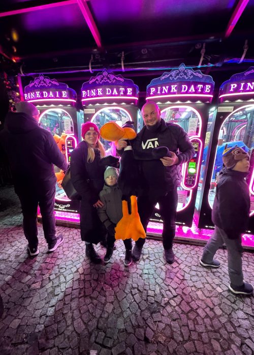 e33c2640-2977-47be-bcbb-6f08494987d3 6